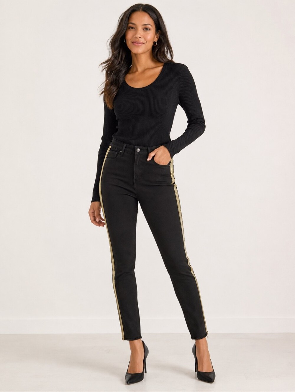 ❤️ DRIFTWOOD HIGH RISE JACKIE SKINNY JEANS, BLACK W/ METALLIC GOLD SIDE STRIPE
